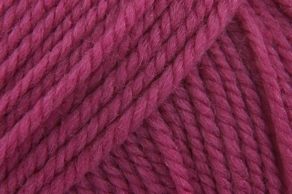 Rico Essentials Soft Merino (Aran) - Fuchsia (015) PAK MET 10 BOLLEN a 50 GRAM. [ PRIKT NIET ]